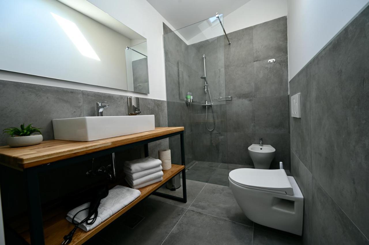 Apartments Porta Maggiore Koper Exterior foto